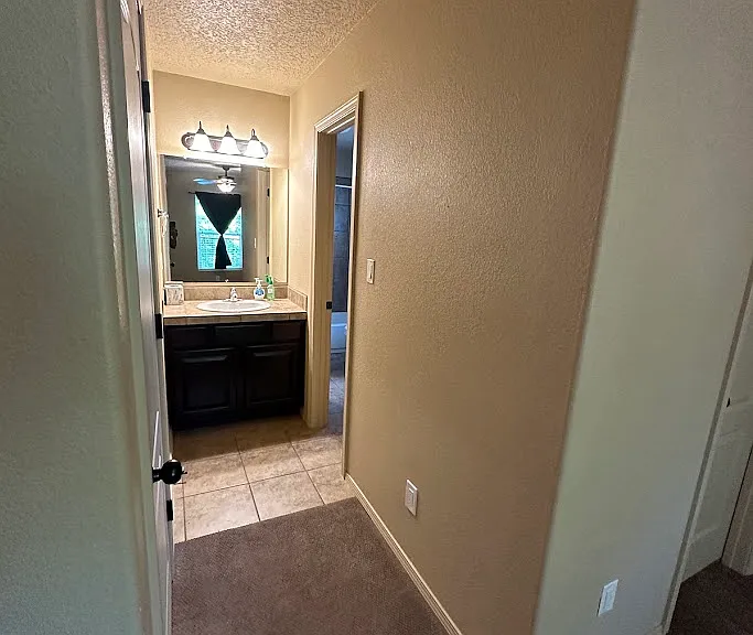 5700 Strand Loop SE — Photo 28