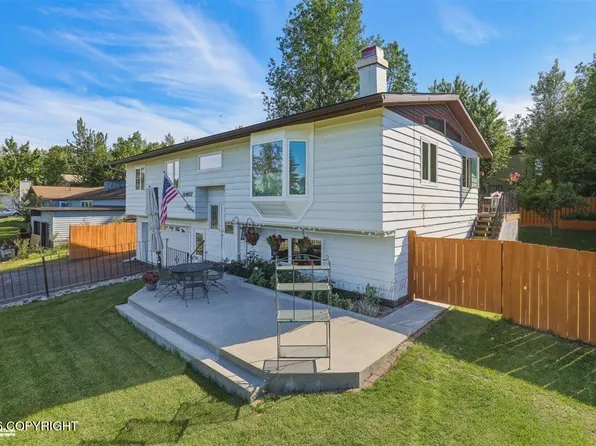 11407 Echo St, Eagle River, AK 99577