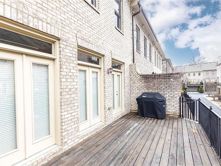 3664 Brookhaven Manor Xing NE — Photo 39