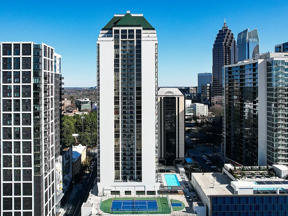 1280 W Peachtree St NW — Photo 2