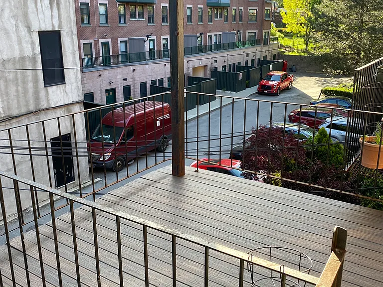 18 Wellington St #4B — Photo 14
