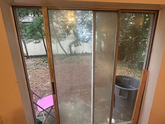 4th image of 226 Blair Ave #1