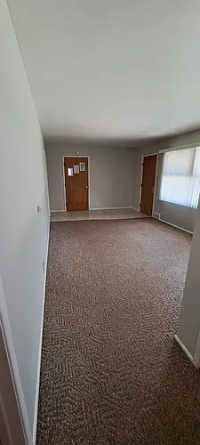 1214 S Saxby Ave Photo 1