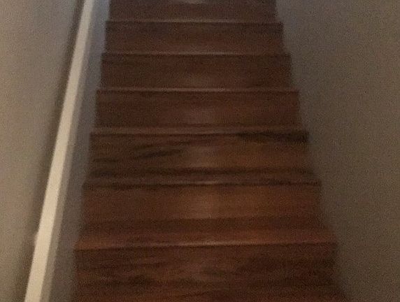 3rd image of 22119 Burbank Blvd Unit 5