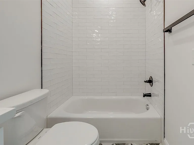 1615 Le Grand St — Photo 17