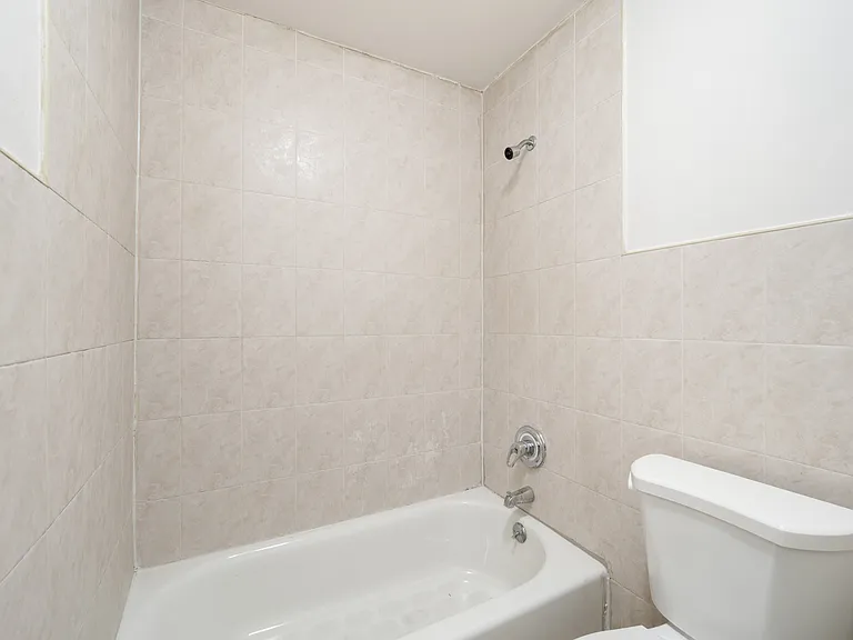14407 Jamaica Ave #3 — Photo 23