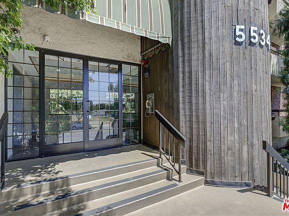 3rd image of 5534 Encino Ave APT 312