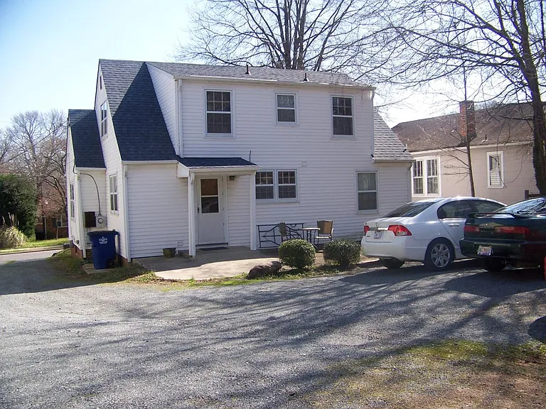 912 Madison Ave — Photo 2