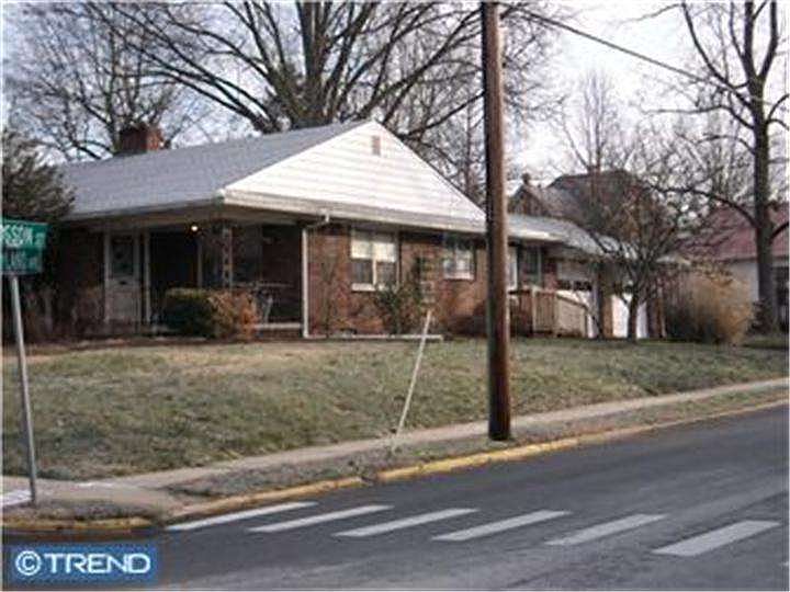 2nd image of 117 Maryland Ave