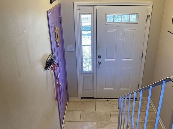 5th image of 702 Darlington Ln