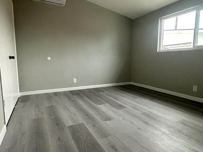 5209 La Madera Ave — Photo 8