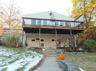 5 Evergreen St, Southwick, MA 01077