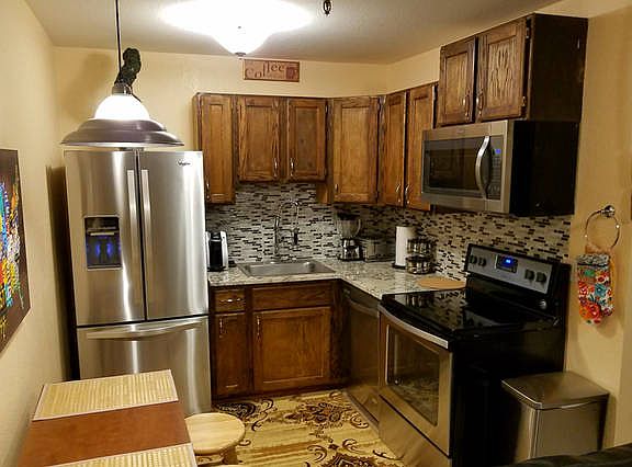 4th image of 1940 Prospector Ave #313