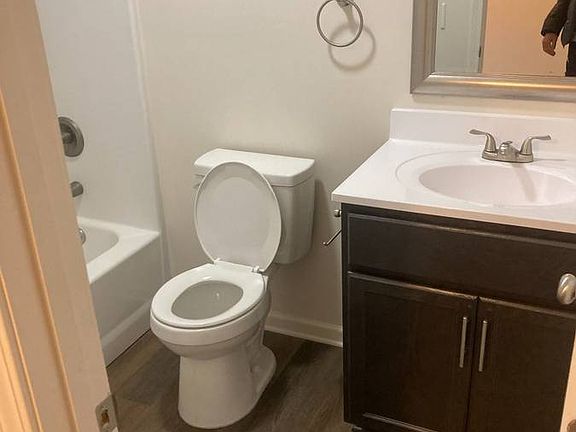 2nd image of 110-116 E Chilhowie Ave #10980149