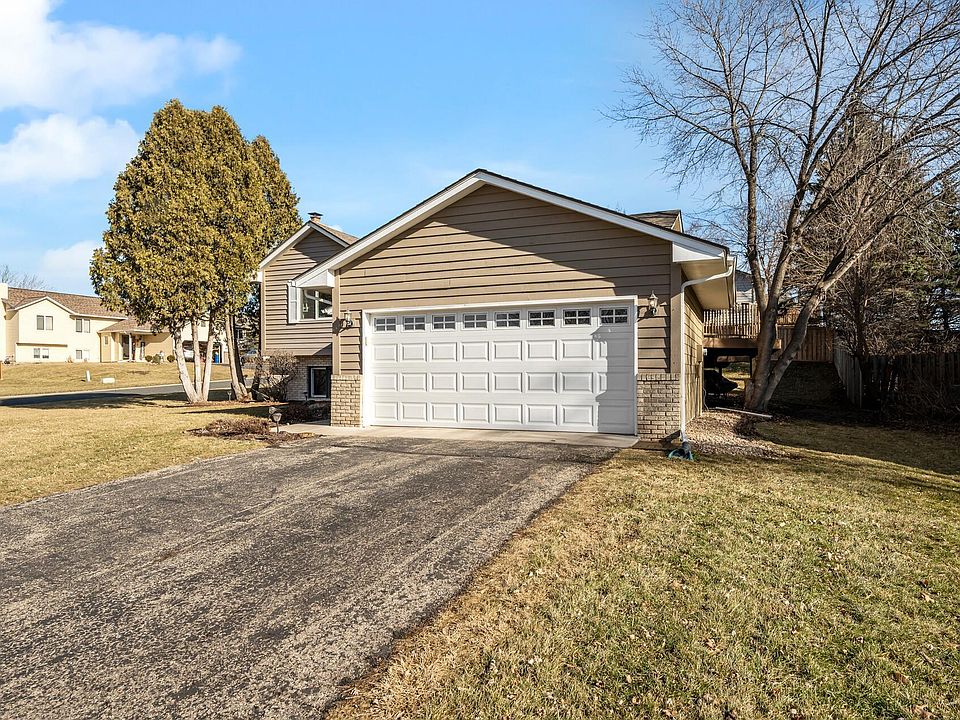 1st image of 1442 Blackhawk Lake Dr