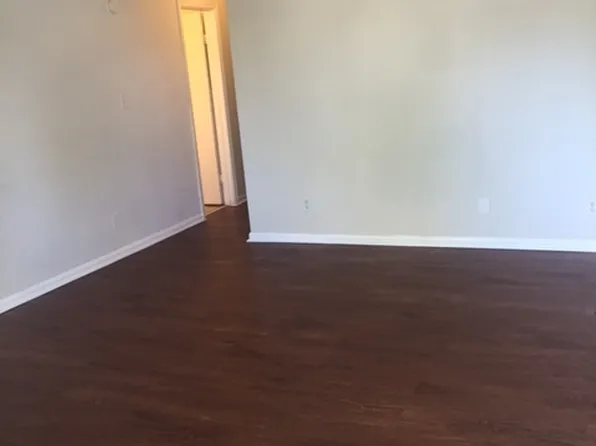 715 Easy St, 715 Easy St APT 3, Norfolk, VA 23505