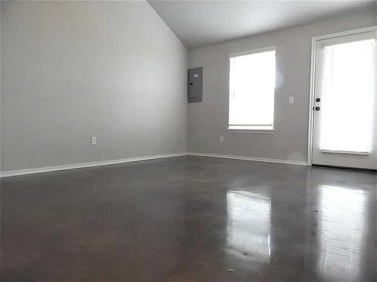 205 Park Pl — Photo 11
