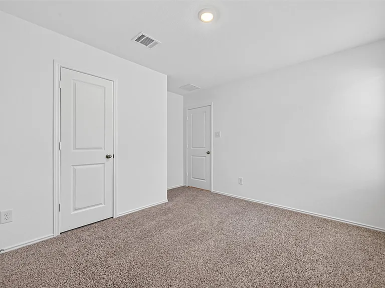 3030 Holland Lakes Dr — Photo 26