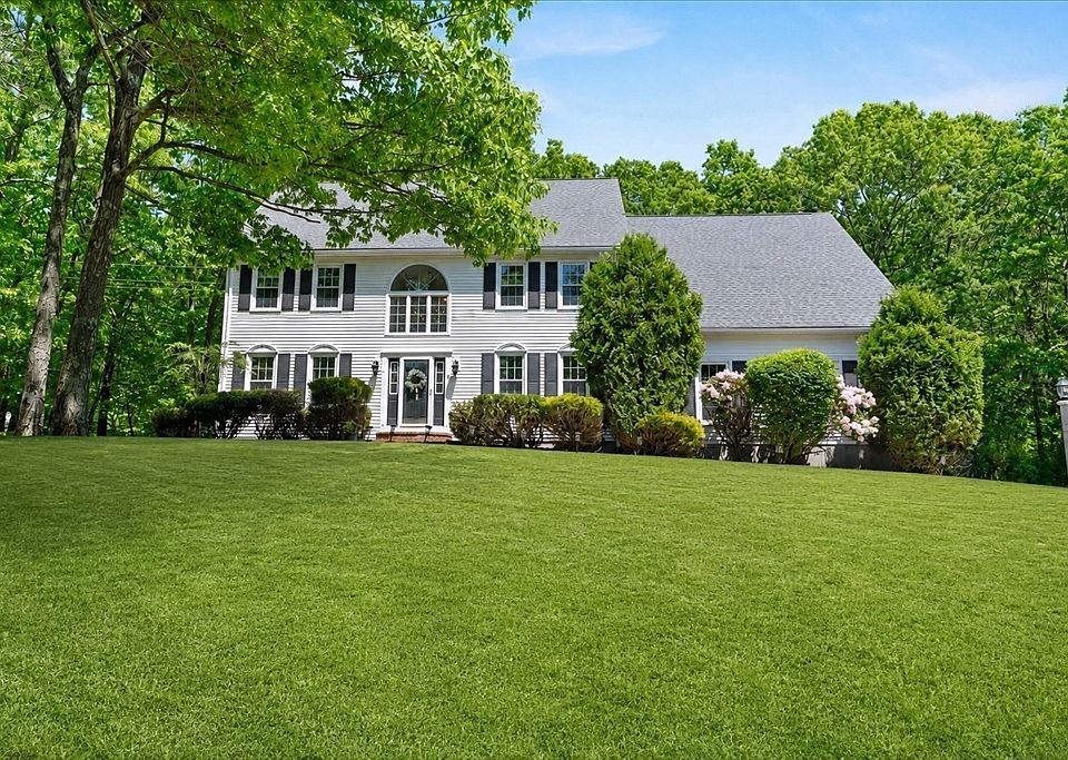 1st image of 2 Harrison Pl