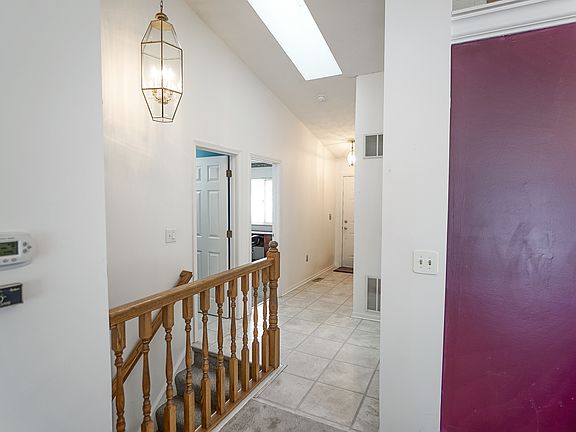 3rd image of 1740 Yardley Cir