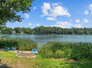 115 Pleasant St, Wenham, MA 01984