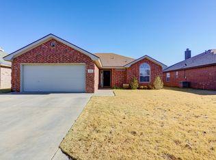 1511 Nottingham Ave, Wolfforth, TX 79382