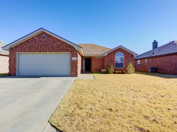 1511 Nottingham Ave, Wolfforth, TX 79382