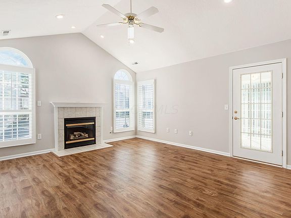 5th image of 3661 Colonial Dr