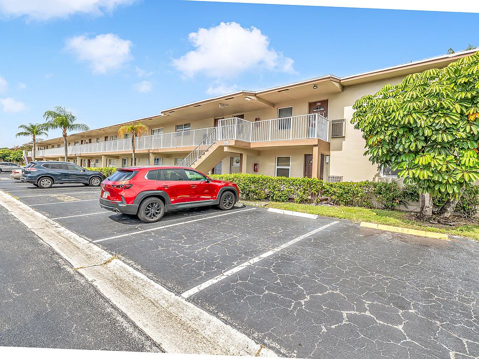1st image of 601 NW 76th Terrace #206