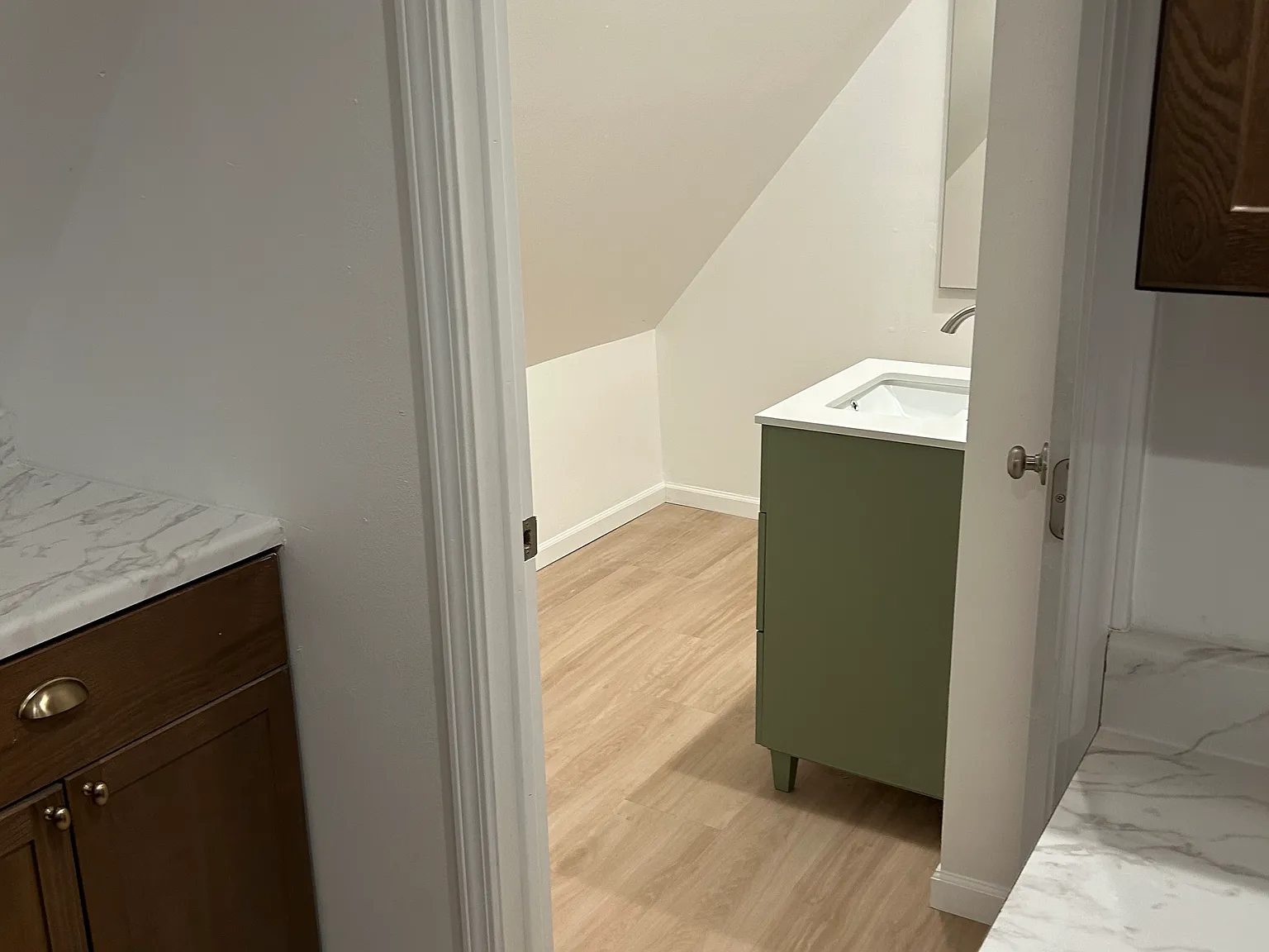 1 bed, $1,100 — Photo 4