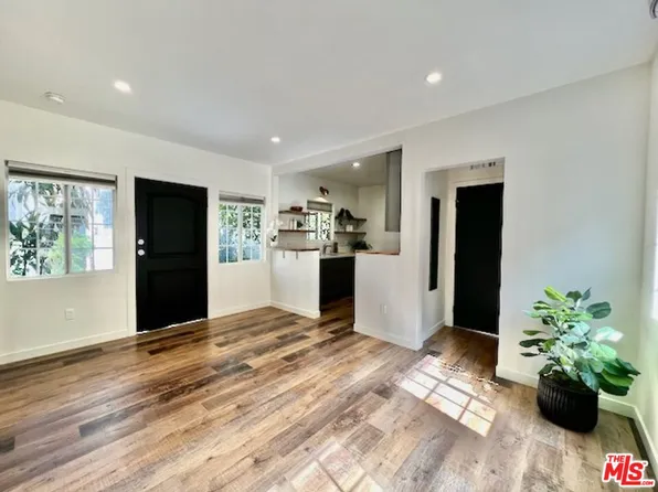 652 N Dillon St, Los Angeles, CA 90026