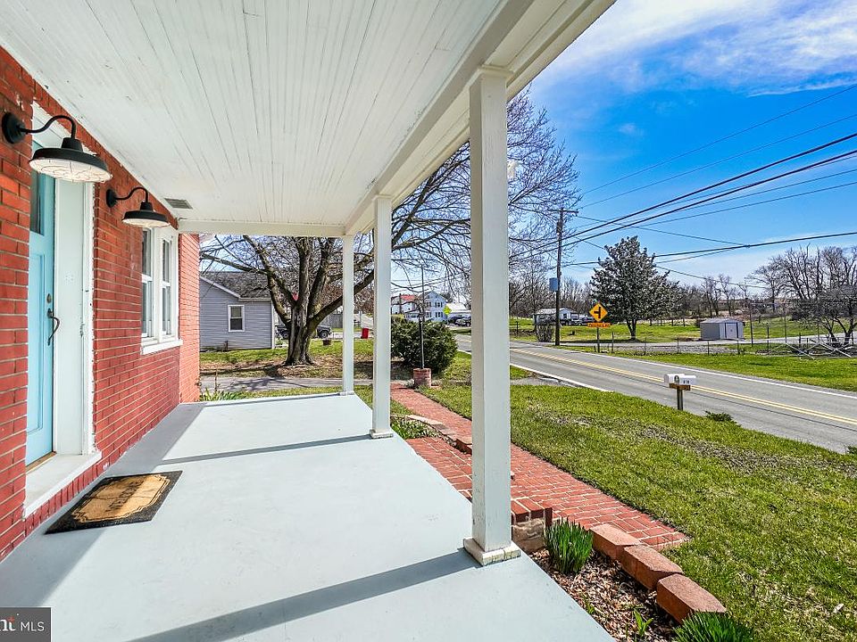 14718 Clear Spring Rd, Williamsport, MD 21795 | Zillow