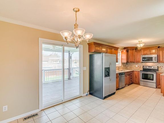 5th image of 4463 Ironhorse Way