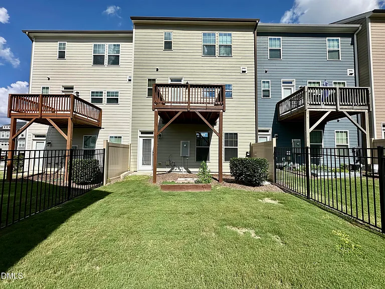 822 Richmont Grove Ln — Photo 27