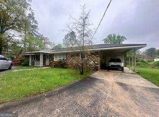 3710 Lynn Dr, Powder Springs, GA 30127