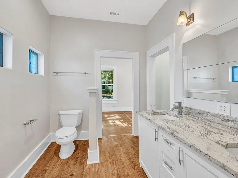 1911 Eva St — Photo 33