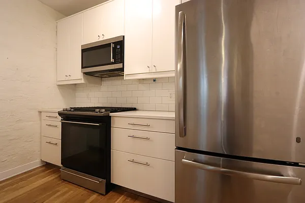 Rented by Nooklyn NYC LLC | media 20