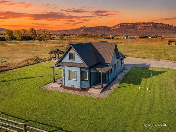 2nd image of 653 Southfork Rd