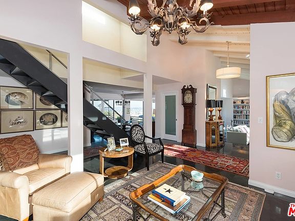 5th image of 1904 N Crescent Heights Blvd