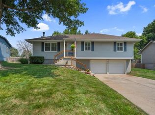 410 NE Crescent St, Lees Summit, MO 64086