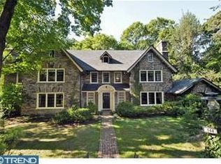 144 Valley Rd, Ardmore, PA 19003