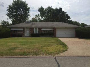 9916 Norwich Dr, Saint Louis, MO