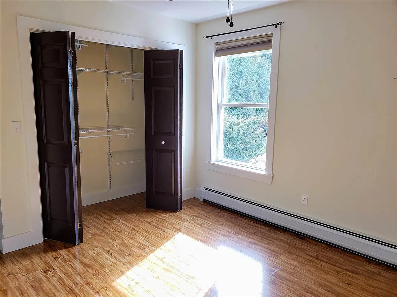 2 bed, 1200 sqft, $1,550 — Photo 4