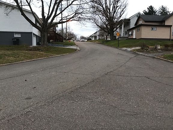 5th image of 203 Summit St