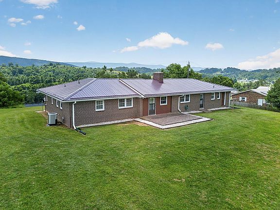 4th image of 235 Windmere Ln