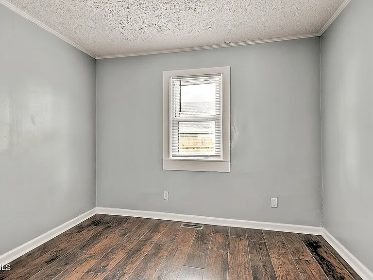 1208 Riverside Ave — Photo 22