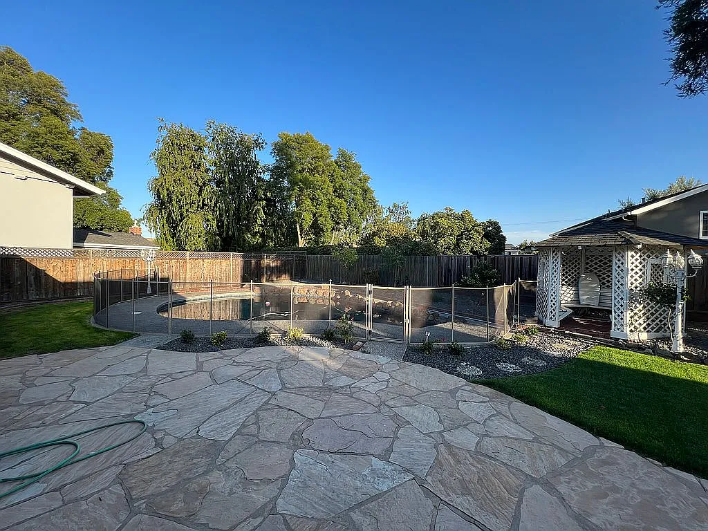 150 Belle Meade Pl photo 1