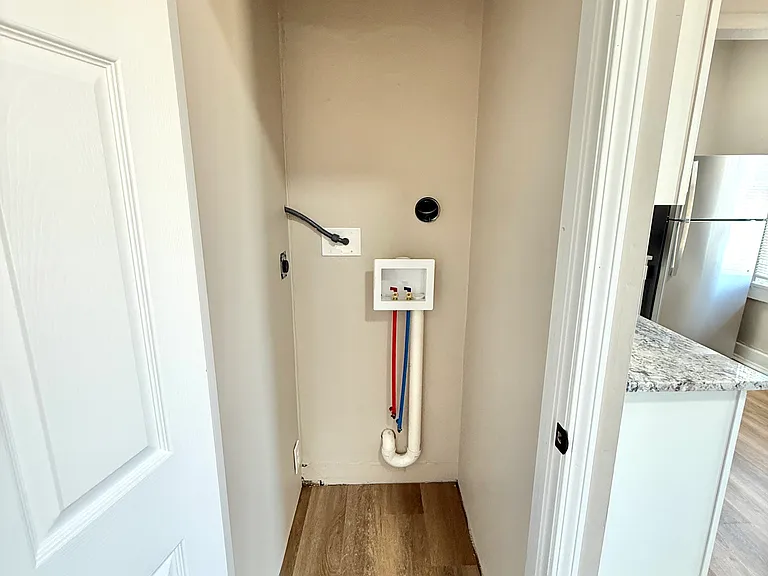 314 N Mechanic St #2 — Photo 9