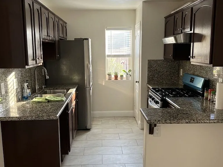 1314 Sierra Summit Ave — Photo 4