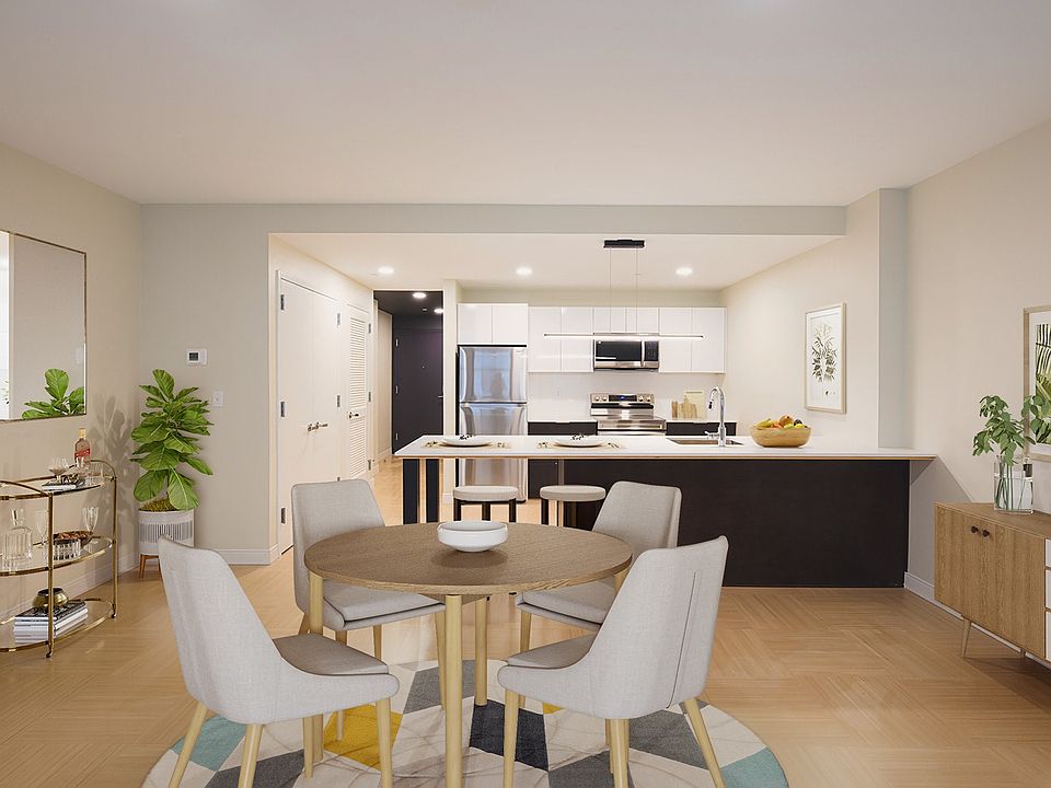 1st image of 1001 N Orange St #109